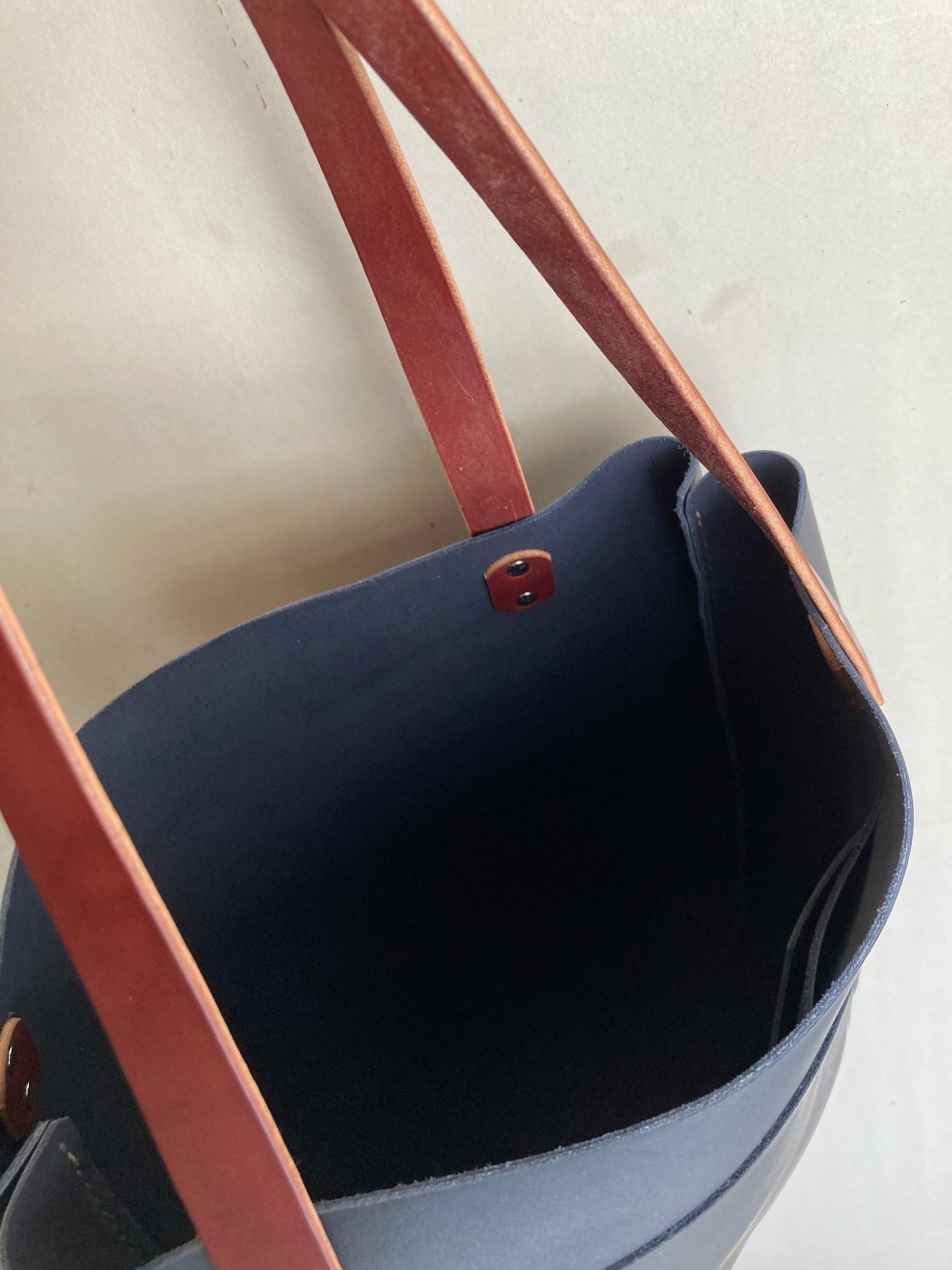 Grande Navy Tote Bag