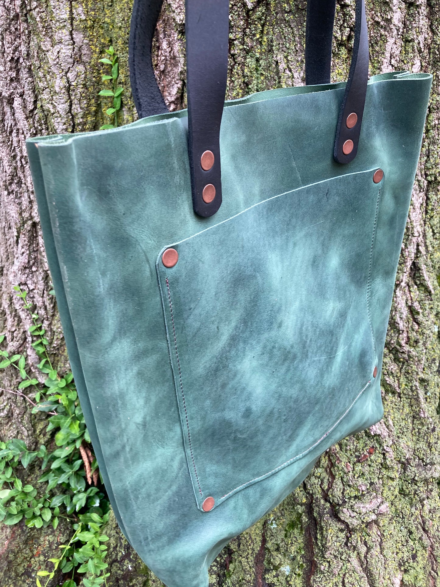 Green Leather Tote Bag (Black Straps)