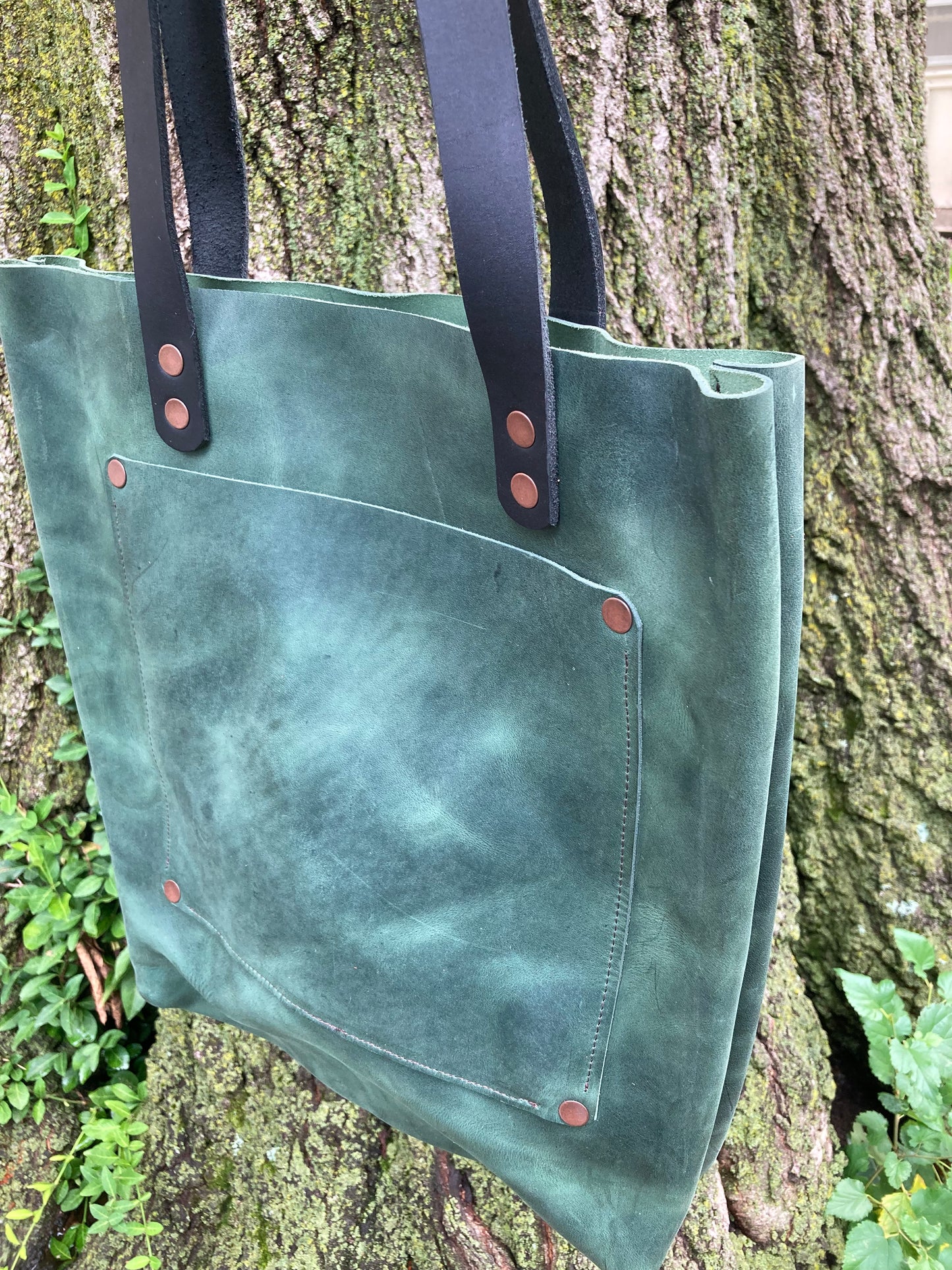 Green Leather Tote Bag (Black Straps)